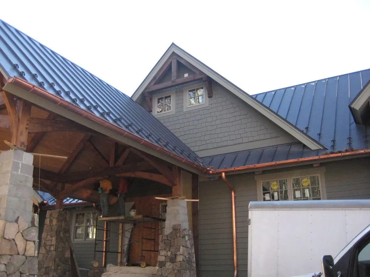 Craftsman Roofing team delivering quality roofing work in Coalburg